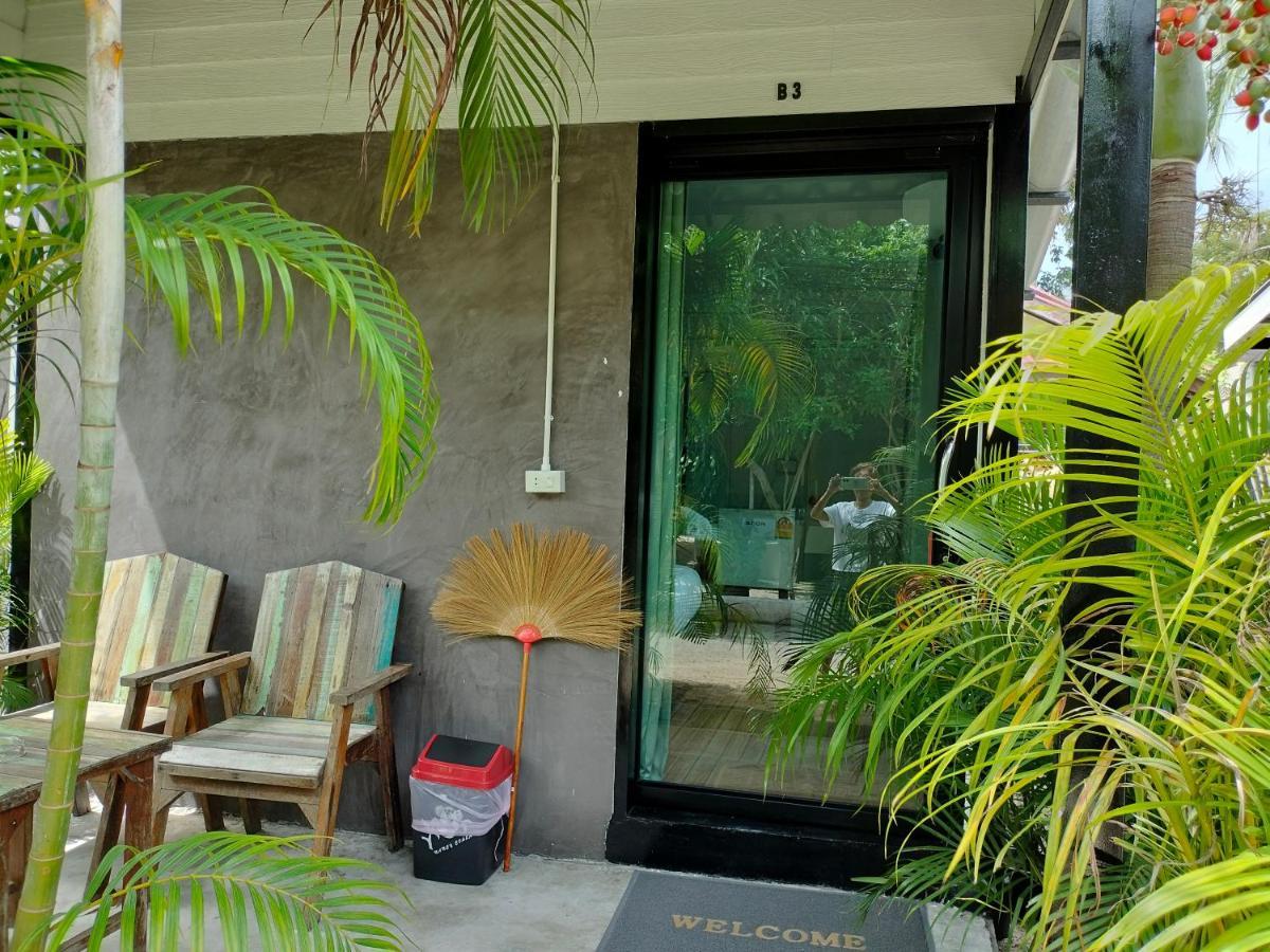 Namthip Homebeach Baan Tai Exterior photo