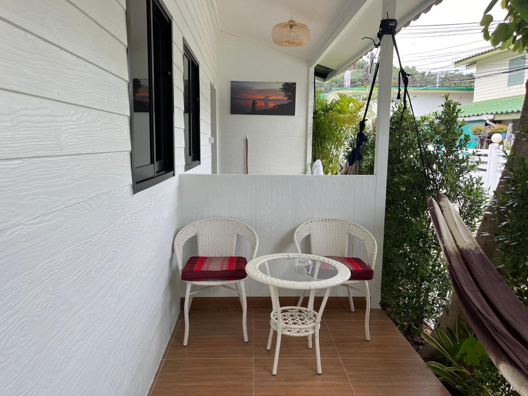 Namthip Homebeach Baan Tai Exterior photo