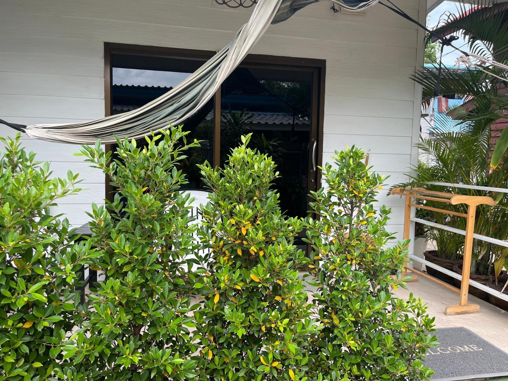 Namthip Homebeach Baan Tai Exterior photo