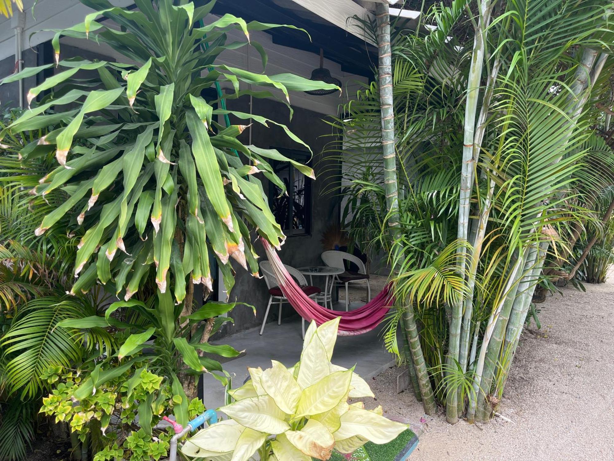 Namthip Homebeach Baan Tai Exterior photo